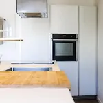 Joli Appartement Renove Sur Le Port De Peche Avec Une Superbe Vue Sur Le Port Des Sables - 4 Personnes