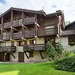 Appartement Renove Avec 2 Suites, Balcon Et Poele A Bois, Proche Centre Et Remontees Mecaniques, Megeve - Fr-1-569-39