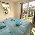 Jolie Maison Renovee Au Bord De La Ria, Belz