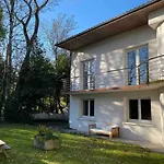 Villa La Rochelle