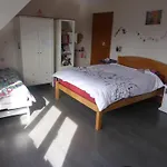 Tres Grande Maison Lumineuse