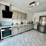 Sunny House - Maison Avec Jacuzzi, A 10 Min De La Mer