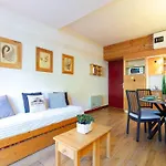 Appartement Renove Avec Sauna, Piscine, Et Parking A Saint Lary Village - 4 Pers - Fr-1-296-371