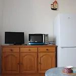 Front De Mer Pour Ce T2 Dans Residence Avec Piscine Collective -4Tro94
