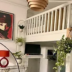 Grand Studio Avec Mezzanine Et Terrasse