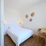 Charming House In The Heart Of Saint-Clement