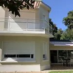 Beautiful 4 Room Apartment In La Rochelle