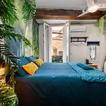 Youmi - Appartement Calme Avec Jacuzzi Et Clim A 5Min De La Comedie, Tram A 200M