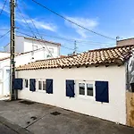 Maisonnette De Pecheur Chauffee Et Climatisee