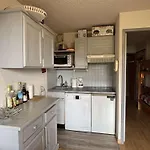 Alpe D'Huez: 2 Pieces, 4 Pers, Proche Pistes, Balcon, Parking - Fr-1-405-140