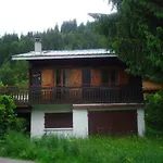 Chalet Savoyard Avec Terrasse, Proche Des Pistes Et Vue Sur Montagne - Fr-1-459-129