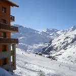 Appartement Renove Au Pied Des Pistes, 3 Chambres, Balcon, 8 Personnes - Les Menuires - Fr-1-452-79