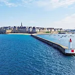 Les Pommiers Du Mont Saint Michel