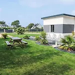 Holiday Home Palet Breton By Interhome