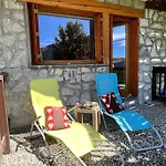 Appartement Renove Acces Direct Aux Pistes Avec Balcon A Meribel - Fr-1-688-48