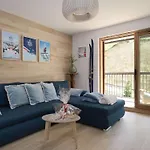 Courchevel 1650 - Apt 6 Pers, 3 Ch, Skis Aux Pieds, Parking, Wifi - Fr-1-631-174