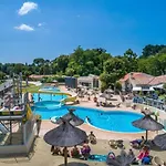 Cabane 4 Etoiles - Piscine - Efbded