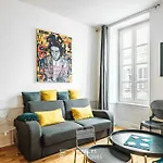 Appartement De Charme En Centre-Ville De La Rochelle
