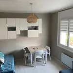 Studio 300M De La Plage