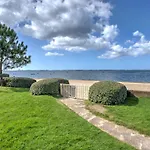 Studio Cabine Renove Pour 4 Avec Parking, Acces Direct Plage A Arcachon - Fr-1-474-87