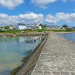 Beautiful Apartment In The Finist Re With Sea View