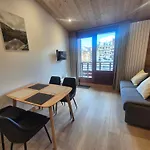 Tignes Val Claret - Studio Pour 4 Avec Mezzanine, Wifi Et Casier A Skis - Fr-1-502-582