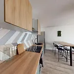 F4 - Rue Jean Le Brozec