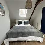 Sous Les Toits - Appart Familial 5P, Centre-Ville