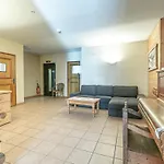 Appartement Cosy, 2 Chambres, Centre Village, Proche Pistes, Parking, Wifi, Balcon, Animaux Sur Demande - Fr-1-437-25