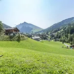 3 Pieces, Terrasse, Parking A La Clusaz - Fr-1-437-59