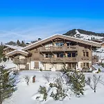 Appartement A Megeve - 4 Pieces, 3 Chambres, Balcon, Wifi, Parking - Fr-1-453-28