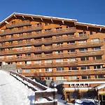 Charmant Appartement A Meribel: 2 Pieces, 4 Pers, Ski Aux Pieds, Proche Commerces, Balcon - Fr-1-182-1