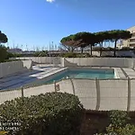 Studio Cabine Avec Terrasse, Vue Sur Le Port, Entre Plage Et Port, Avec Parking