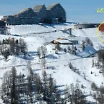 Appart Au Pied Des Pistes Avec Piscine, Salle De Fitness Et Wifi - Fr-1-455-222