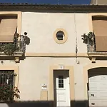 Simone'S Houses