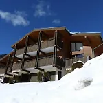 Appartement Cosy Avec Terrasse, Parking Et Vue Montagne A La Clusaz - Fr-1-459-220
