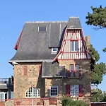 Appartement Dans Villa | 4 Etoiles | Jardin | Tennis | Parking | Cote De Granit Rose - Fr-1-542-61