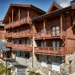 Appartement 8 Personnes Dans Chalet Prive Au Pied Des Pistes