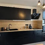 Grand Appartement Perret,60 M2 Lumineux, Plein Centre, 36 Rue De Paris, Arrivee Autonome