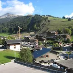 2 Pieces Au Coeur Du Village Avec Balcon A La Clusaz - Fr-1-459-16