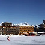 Appartement Renove Pour 6 Personnes Avec Balcon, Au Pied Des Pistes Et Wifi - Fr-1-455-104