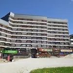 Studio 4 Pers Au Pied Des Pistes A La Croisette - Sud, Balcon, Proche Commerces Et Ski - Fr-1-452-213