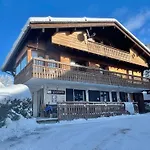 Appartement 3 Chambres Avec Terrasse, Balcon, Terrain De Boule, Parking, Wifi - Fr-1-459-189