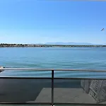 Appartement T2 Dans Jolie Residence Avec Piscine
