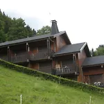Appartement Renove Avec Balcon Et Garage A La Clusaz - Fr-1-459-231