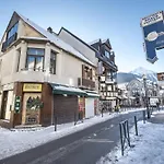 Grand Duplex Pour 8 A Saint-Lary Vill. Avec Balcon, Ascenseur Et Proximite Telepherique - Fr-1-296-314