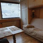 Charmant Studio Pour 2 Personnes, Renove, Au Pied Des Pistes Et Au Centre Des Menuires - Fr-1-574-12