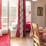 Appartement Cosy Avec Terrasse, Depart Skis Aux Pieds - Fr-1-344-830