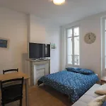 Appartement Tout Equipe 5 Couchages Proche Hopital Europeen