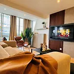 Appartement 50M De La Plage Et Toutes Commodites, Plein Centre Ville Et Silencieux